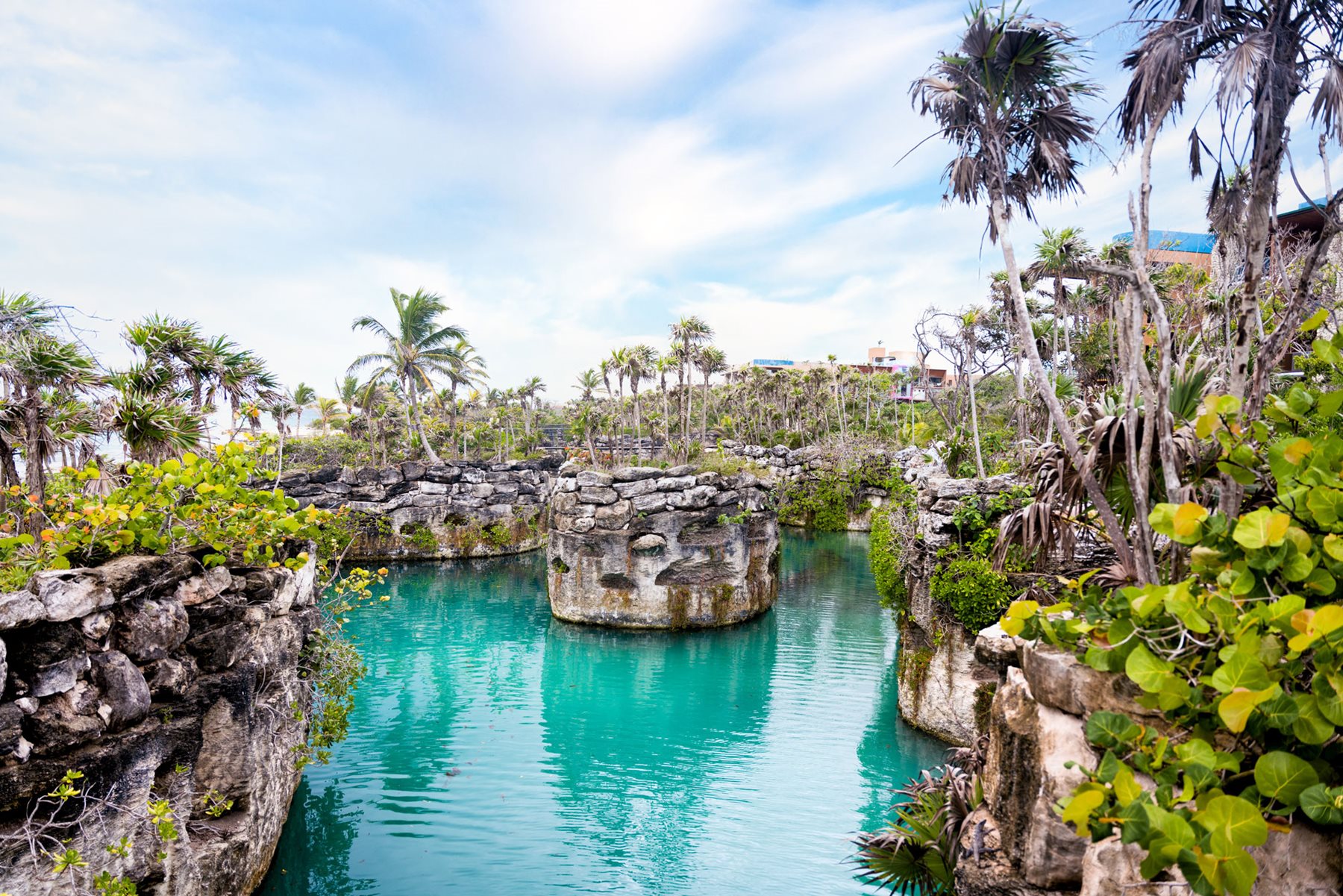riv-hotel-xcaret-arte-resort-02