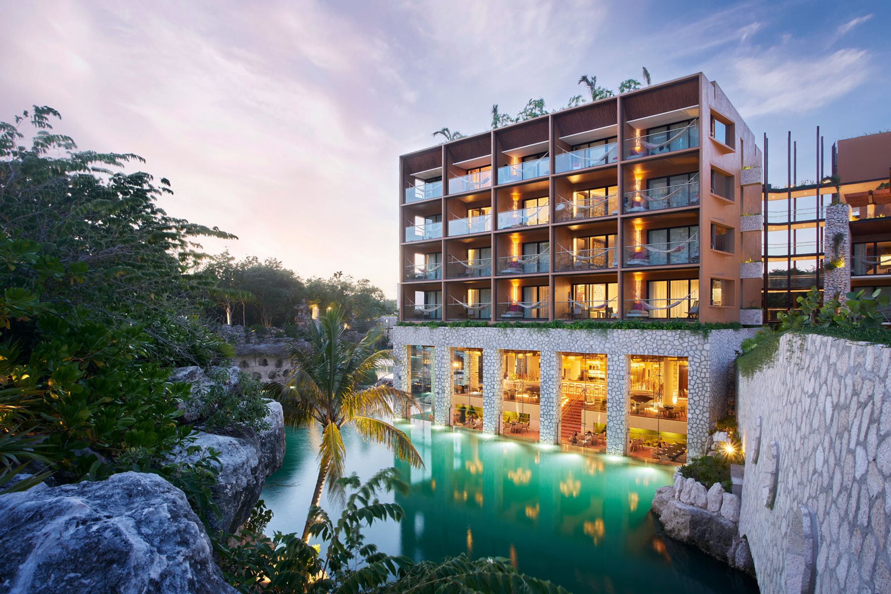 riv-hotel-xcaret-arte-resort-03