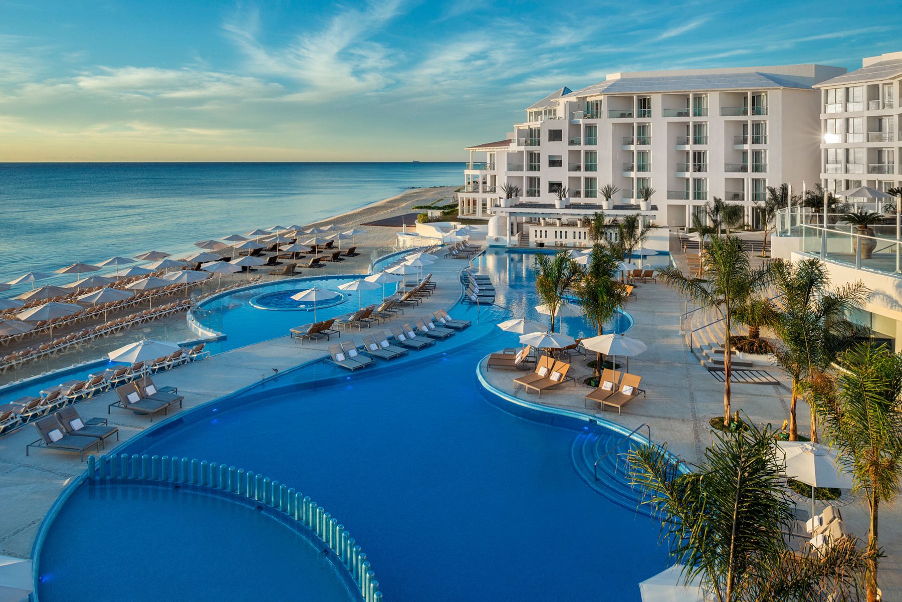 riv-playacar-palace-aerial-01