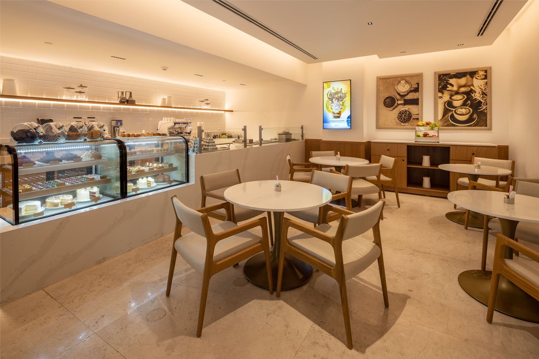 riv-playacar-palace-bar-sweet-coffee-01