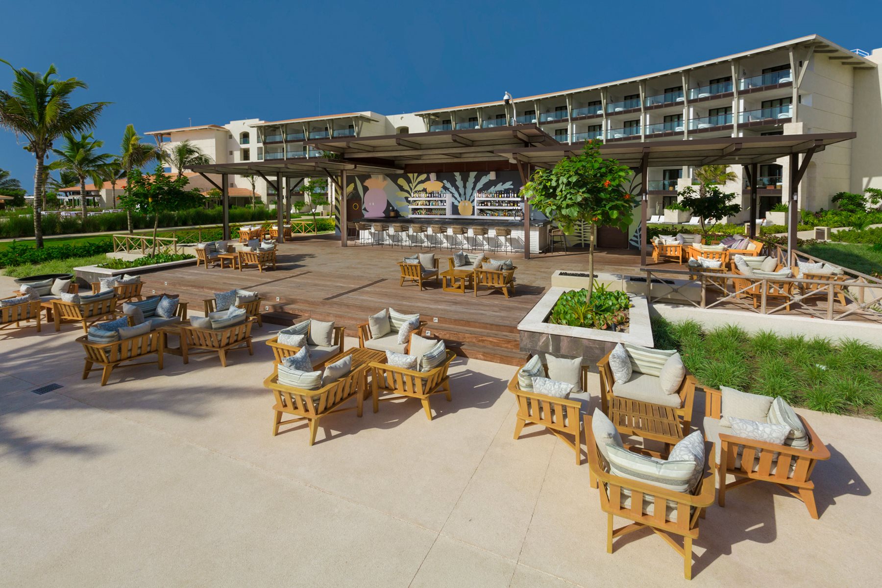 riv-unico-hotel-riviera-maya-bar-unica-01