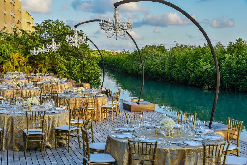 Terra Nostra Restaurant & Deck