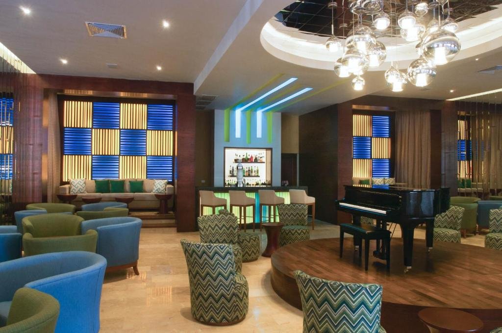 Ocean Blue & Sand resort