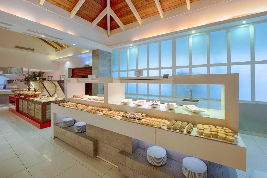 Grand Sirenis Punta Cana Resort resort