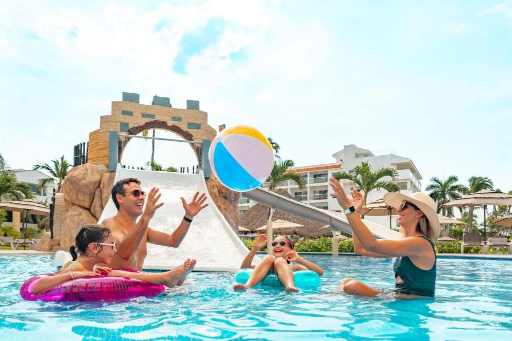 Marival Emotions Resort & Suites Riviera Nayarit by Mercure resort