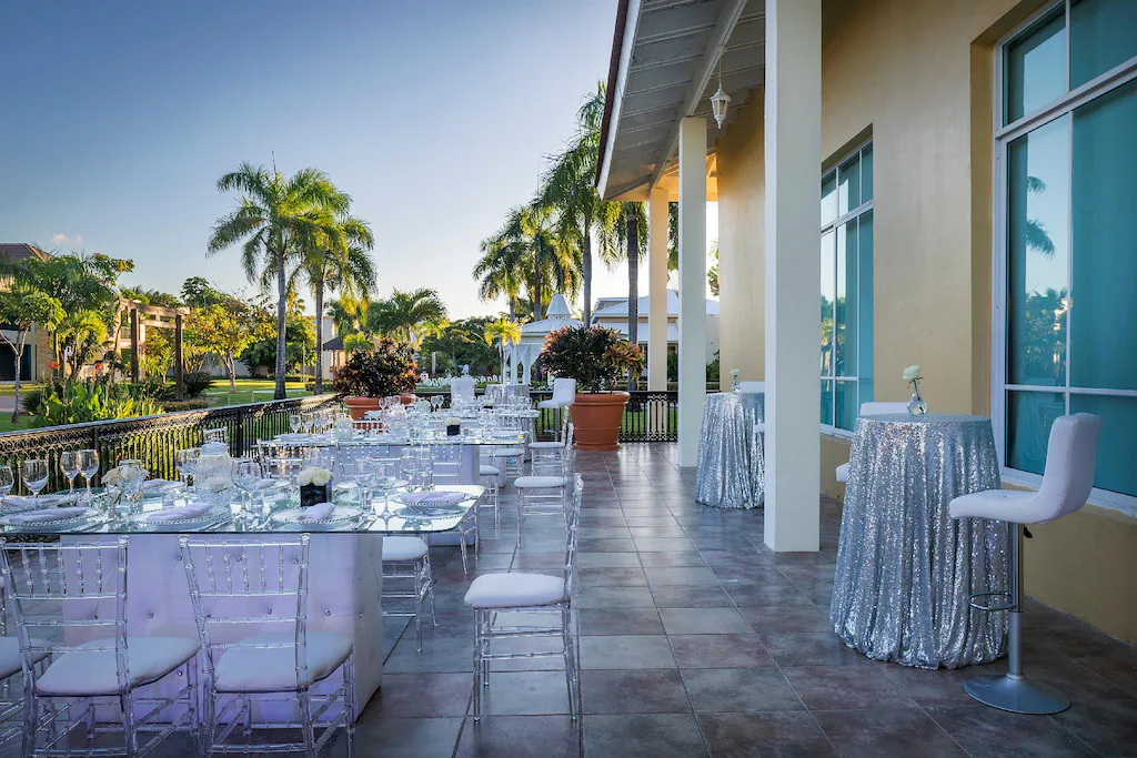 Ocean Blue & Sand resort