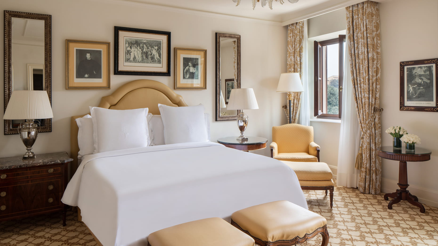 Four Seasons Room