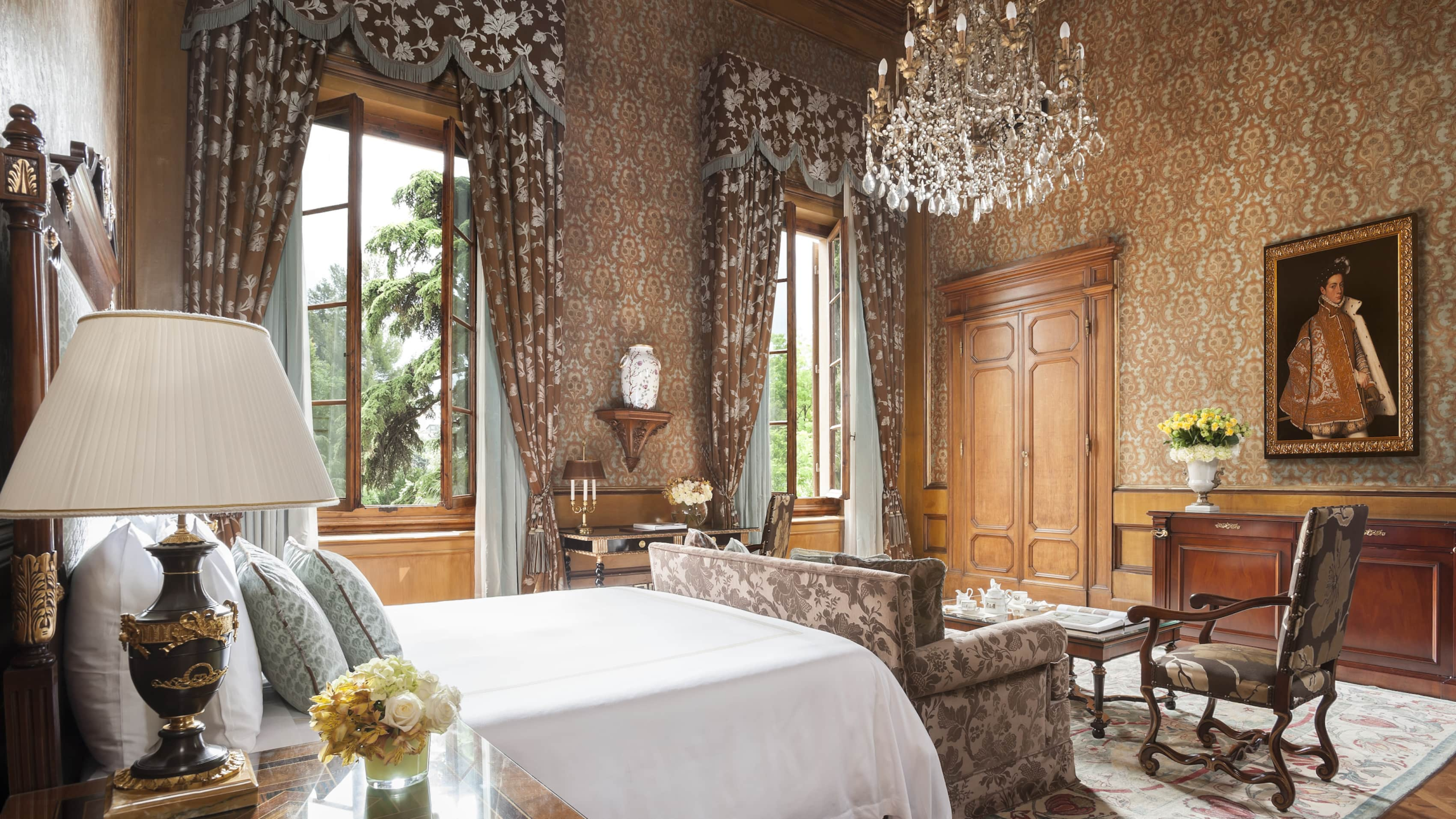 Gallery Suite 