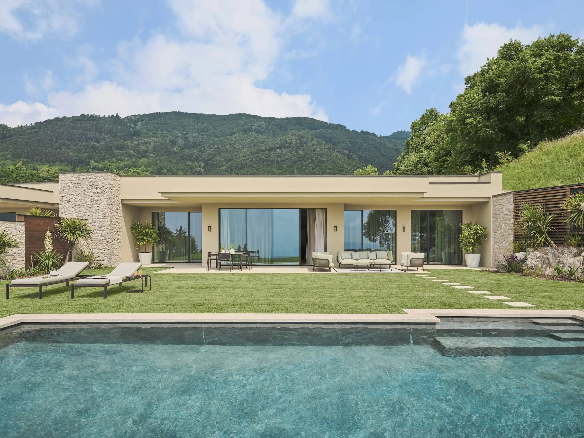 Three Bedroom Sky Pool Villa