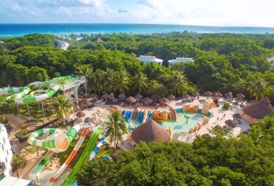 Main_Image_Sandos_Caracol_AquaPark_SlidersAerial_27 (1)-min