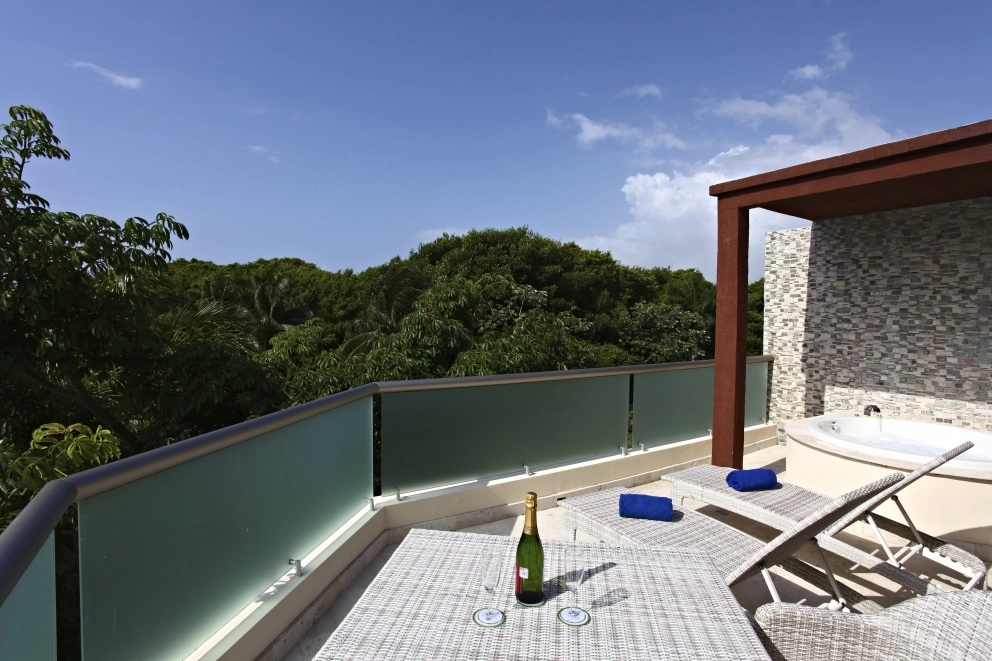 Select Club Penthouse