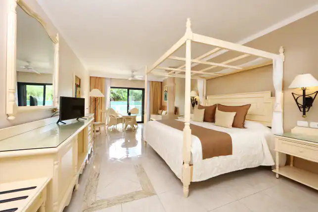 Junior Suite King at Bahia Principe Explore Akumal 