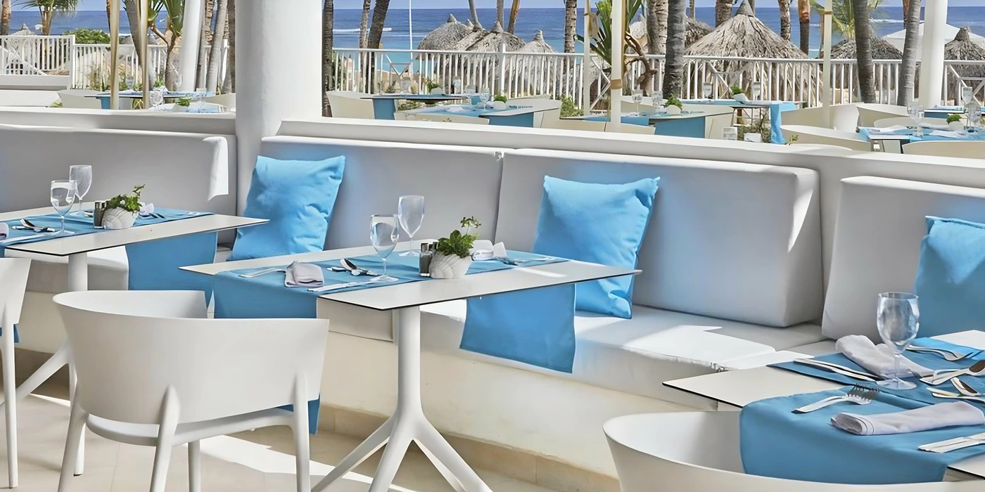 Las Brisas Beach Snack Venue