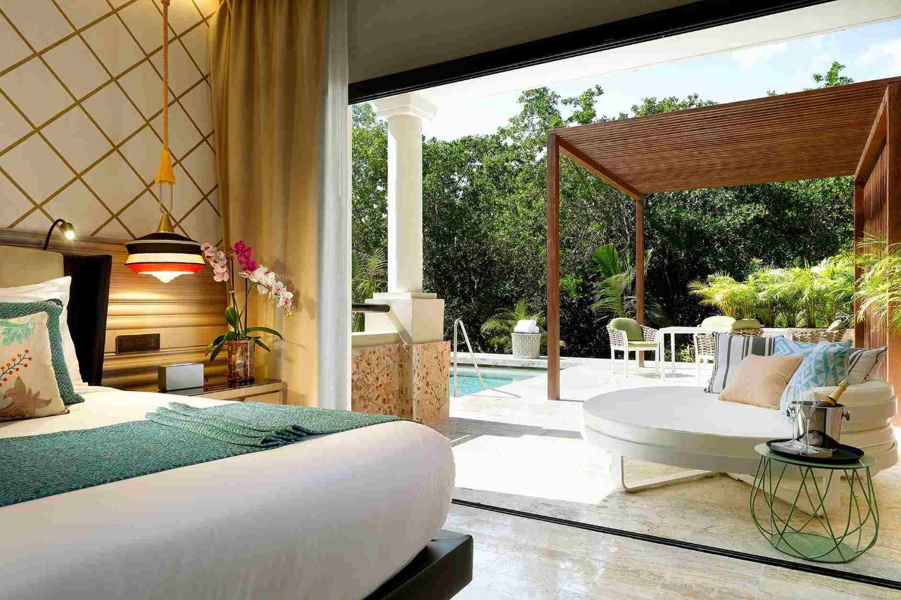 Suite Private Pool Poolside