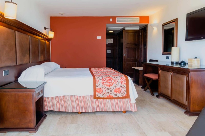 Connecting Suite