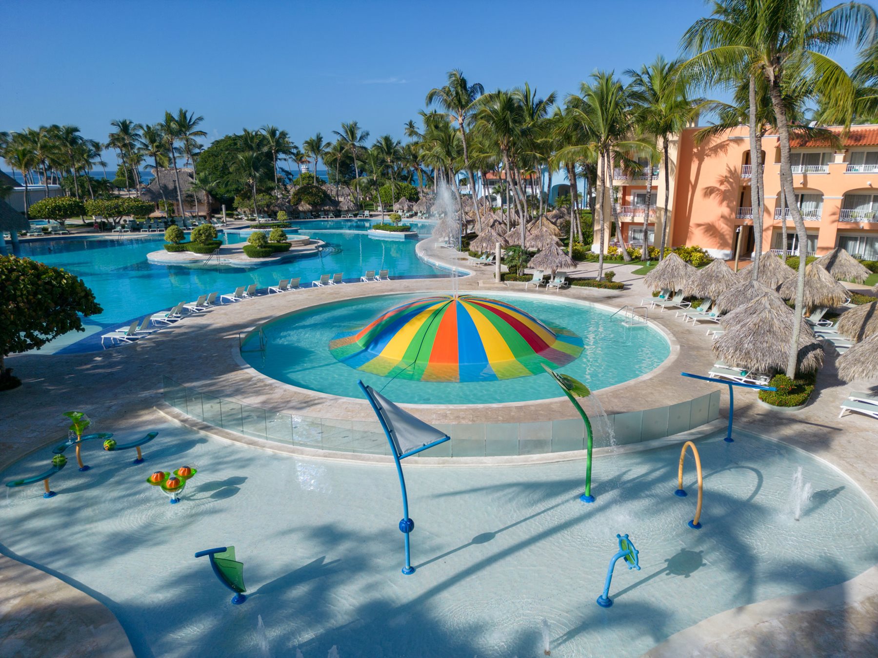 lmr-iberostar-hacienda-dominicus-kids-pool-02