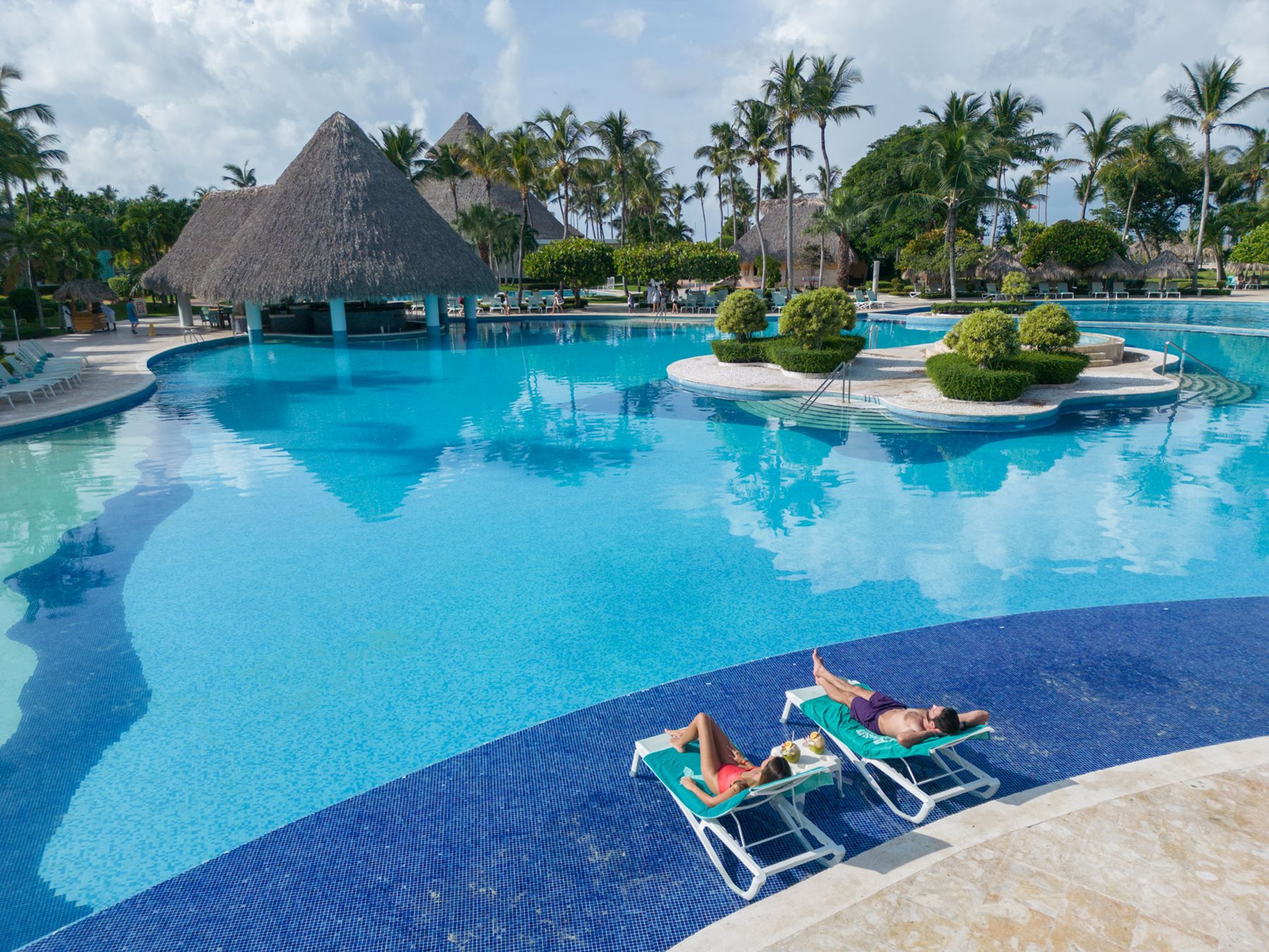 lmr-iberostar-hacienda-dominicus-pool-04
