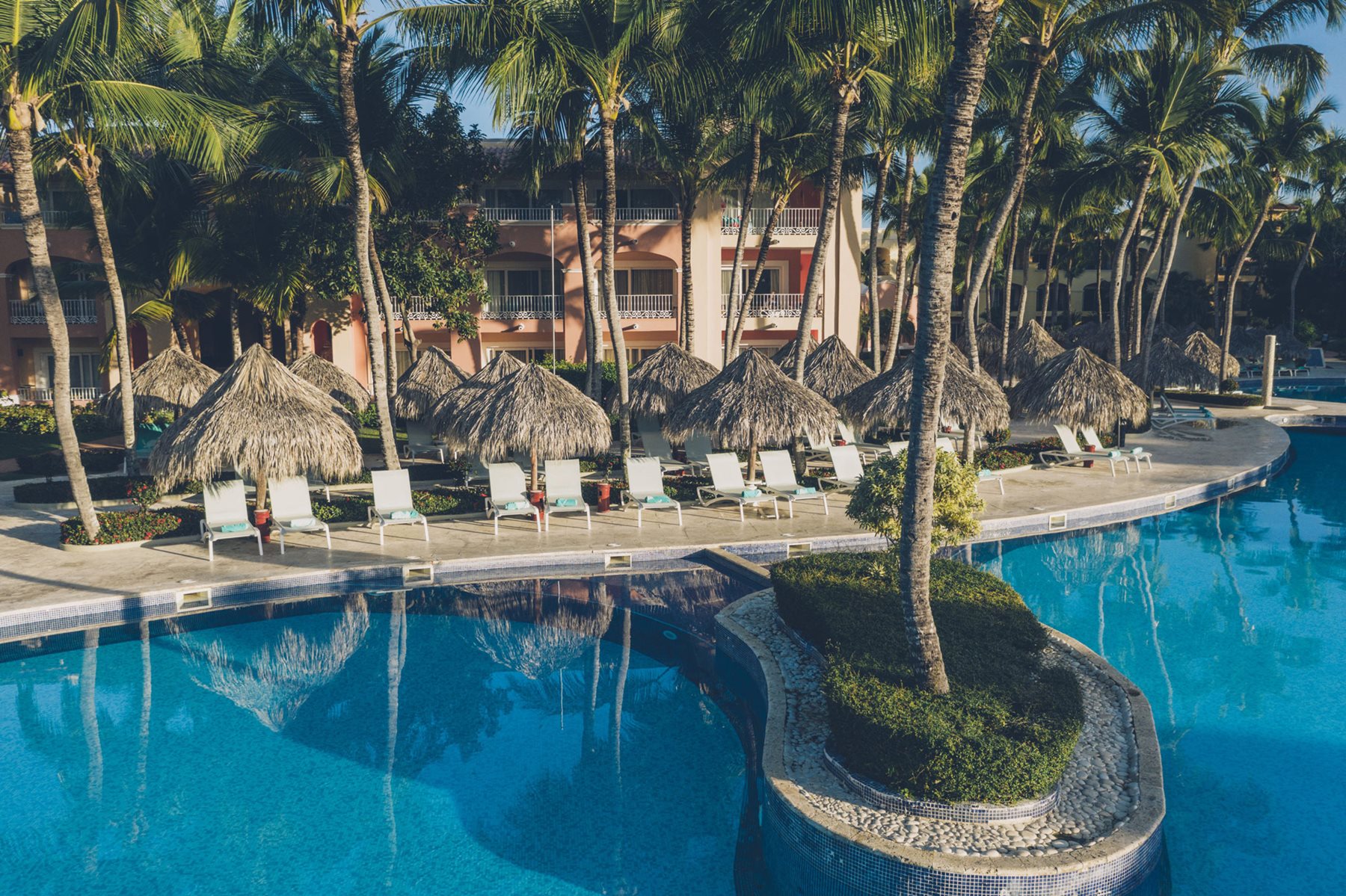 lrm-iberostar-hacienda-dominicus-pool-03