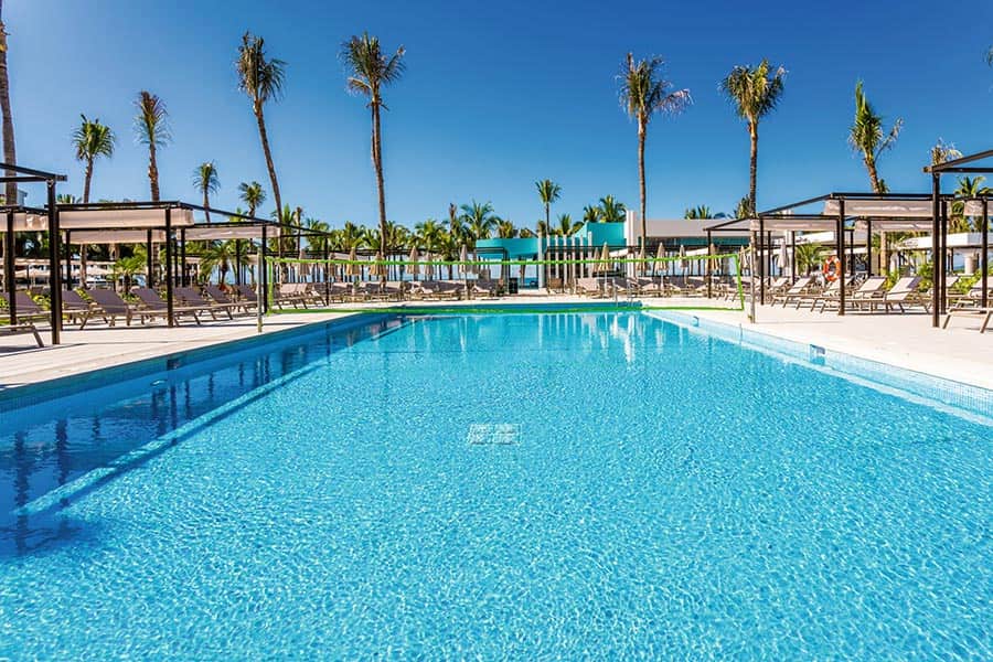 pool-riu-vallarta-2