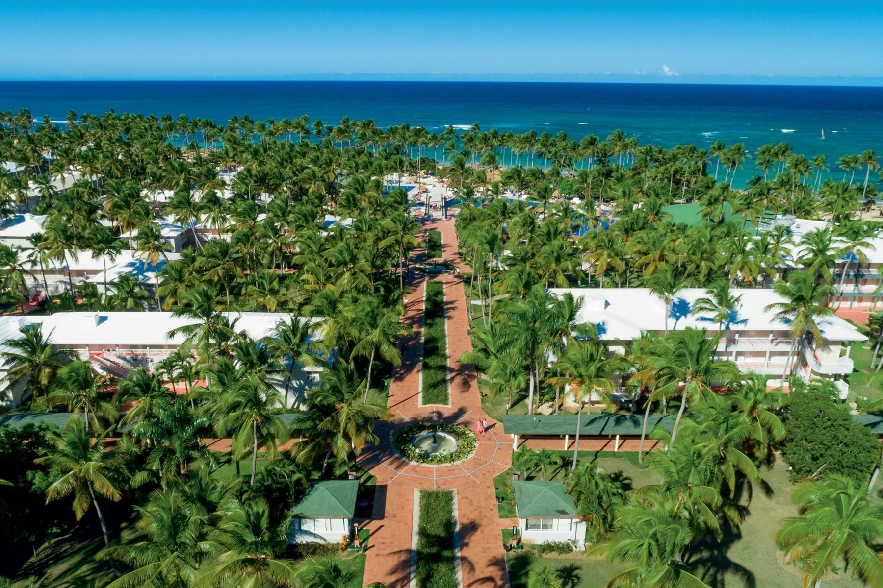 puj-grand-sirenis-punta-cana-beach-02