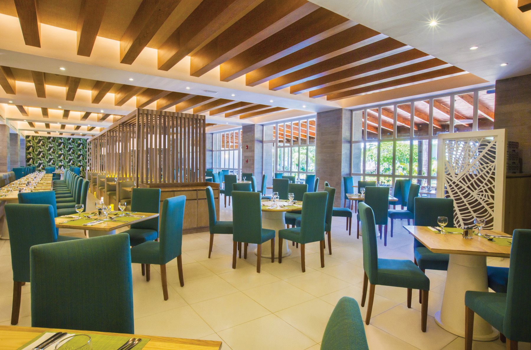 puj-grand-sirenis-punta-cana-resto-saona-01