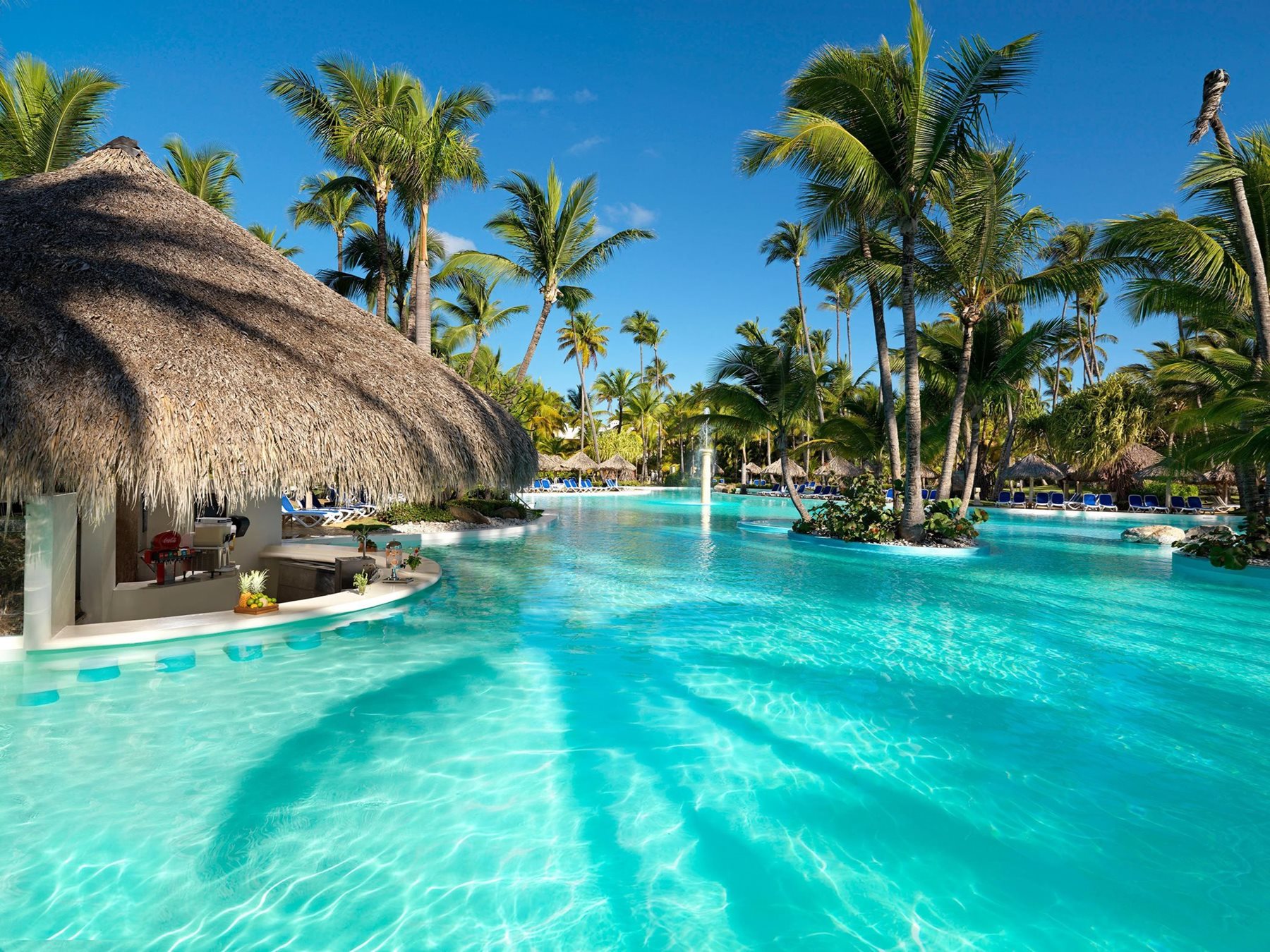 puj-melia-caribe-beach-bar-pool-01.jpg