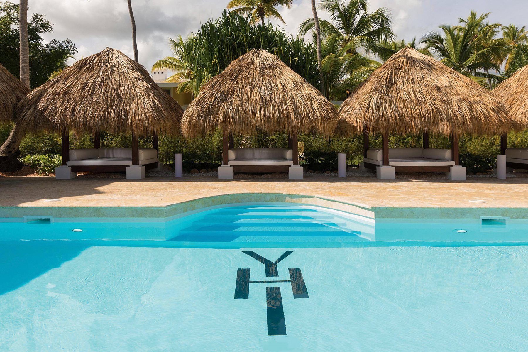 puj-melia-caribe-beach-spa-01