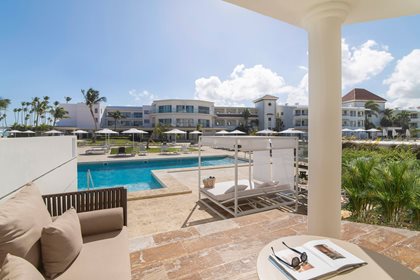 Junior Suite Swim Up