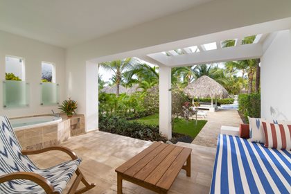 Zel Two Bedroom Master Suite Swim Up