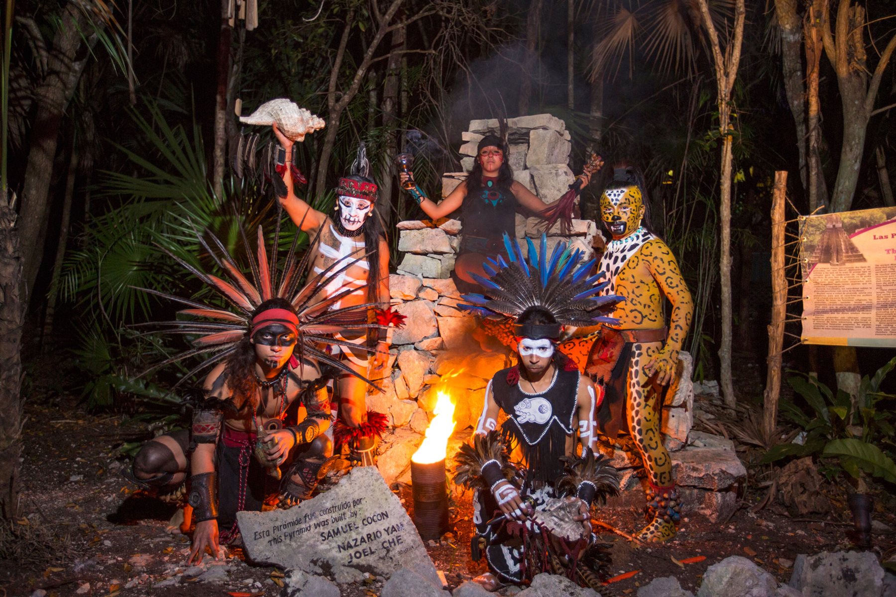 riv-grand-sirenis-mayan-show-02