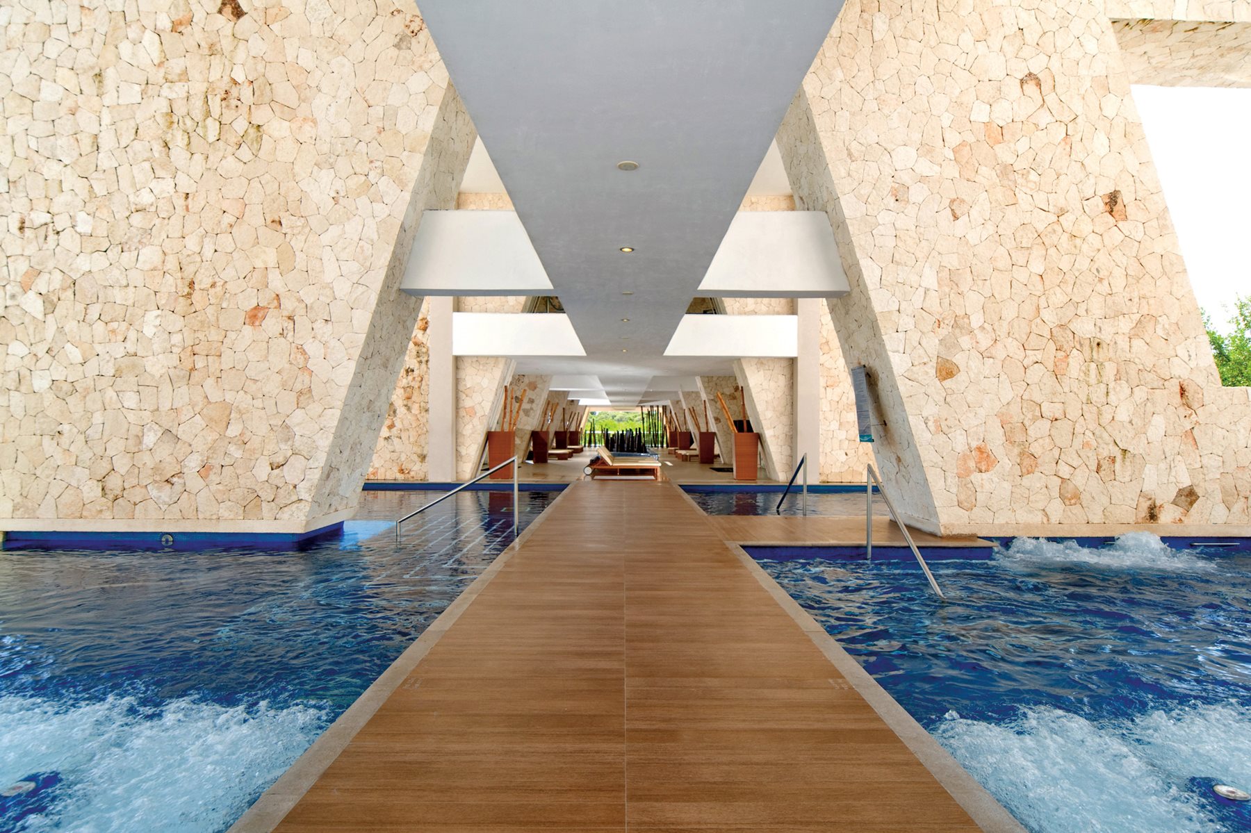 riv-grand-sirenis-mayan-spa-01