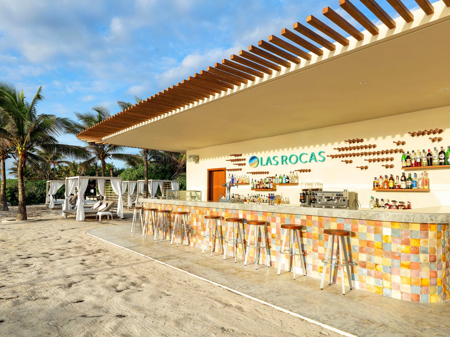 riv-trs-yucatan-bar-las-rocas-01