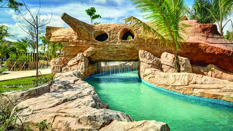 royalton-bavaro-lazy-river