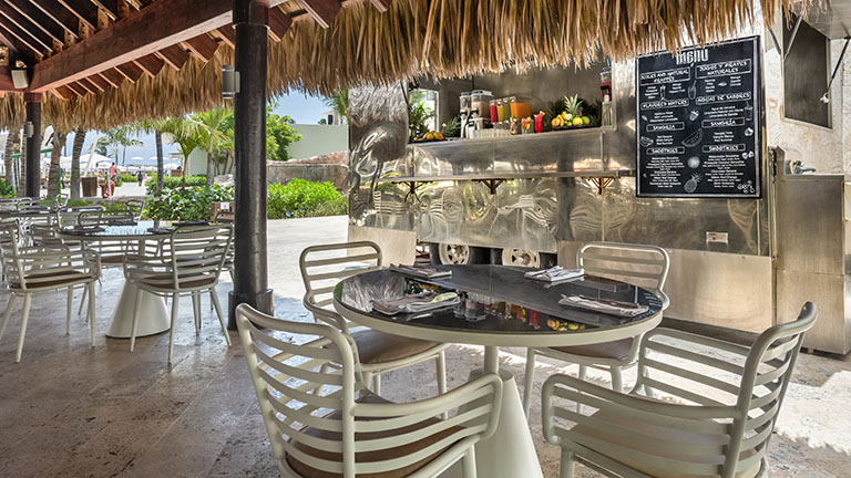 royalton-bavaro-pizza-grill-drink-truck