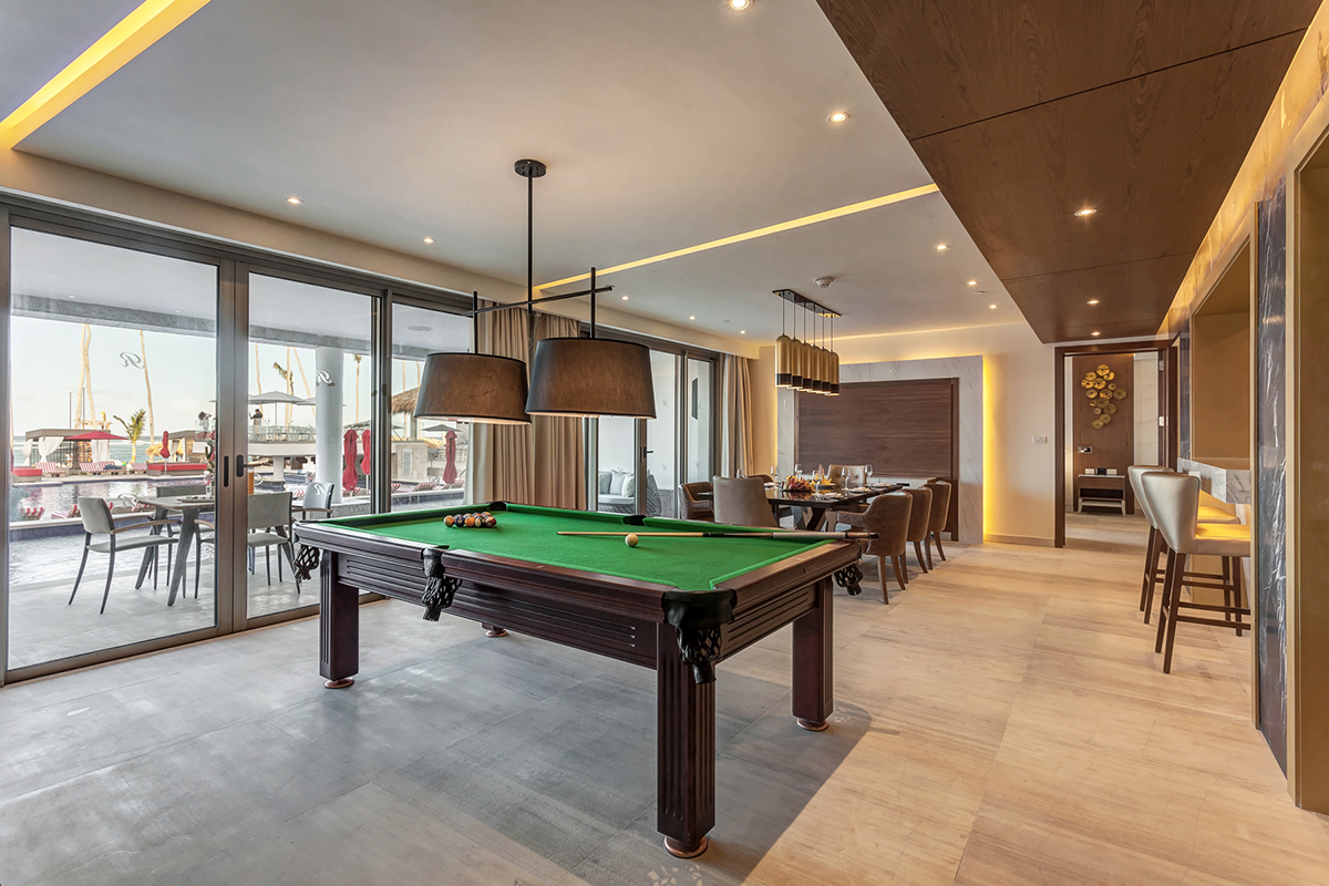 Diamond Club Chairman’s Two, Three, or Four Bedroom Suite