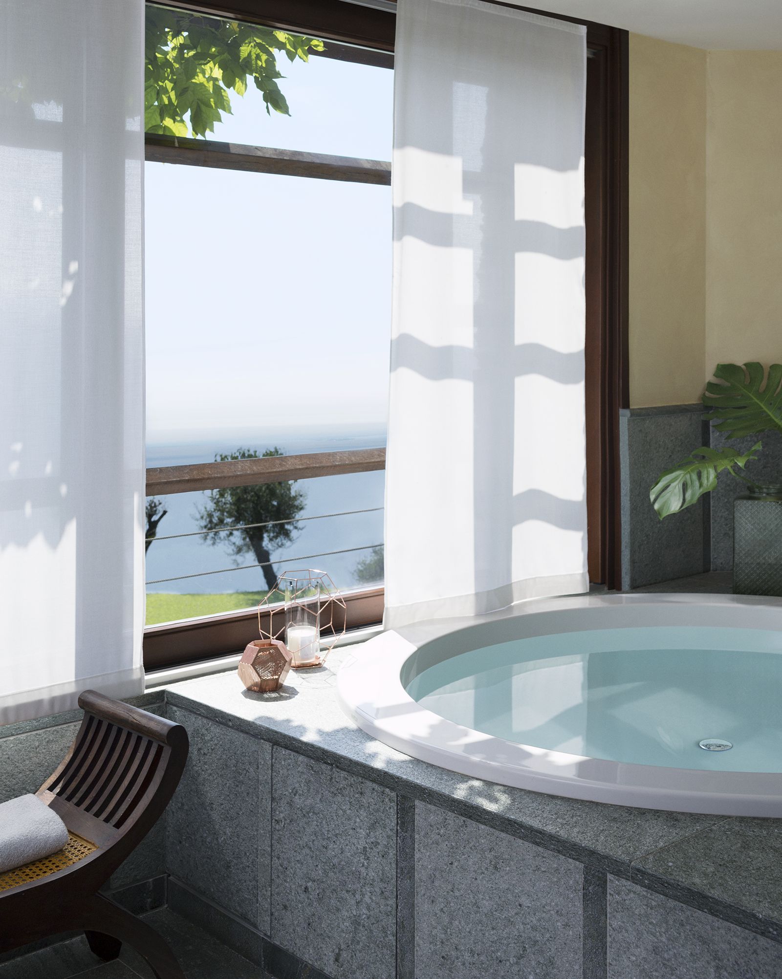 Exclusive Suite