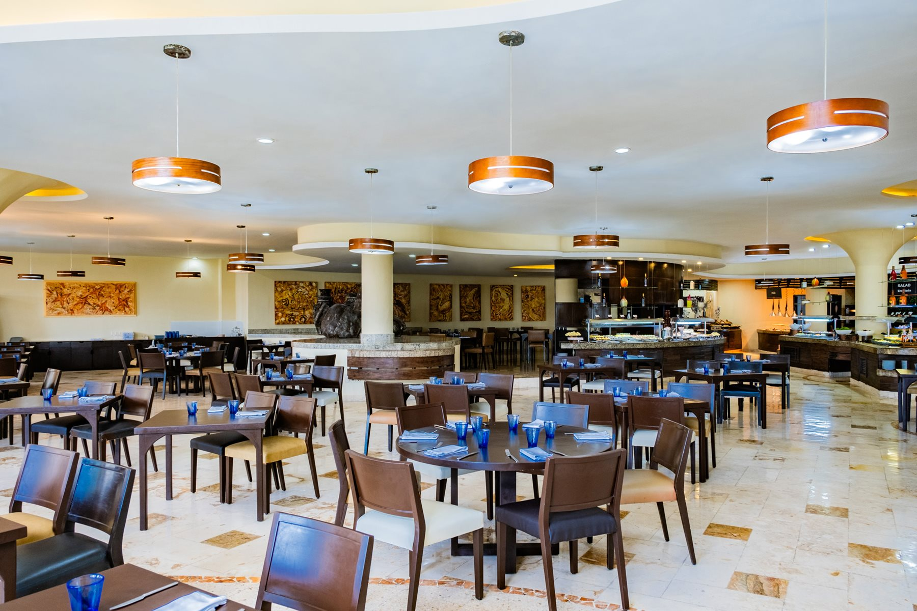 riv-iberostar-selection-riviera-cancun-resto-buffet-01.jpg-1.webp