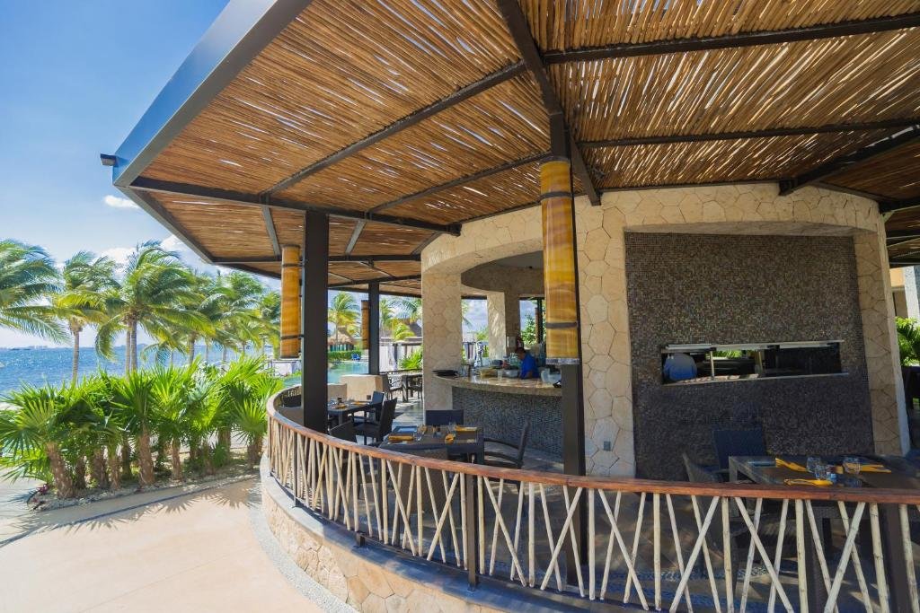 Villa Del Palmar Cancun Luxury Beach Resort & Spa resort