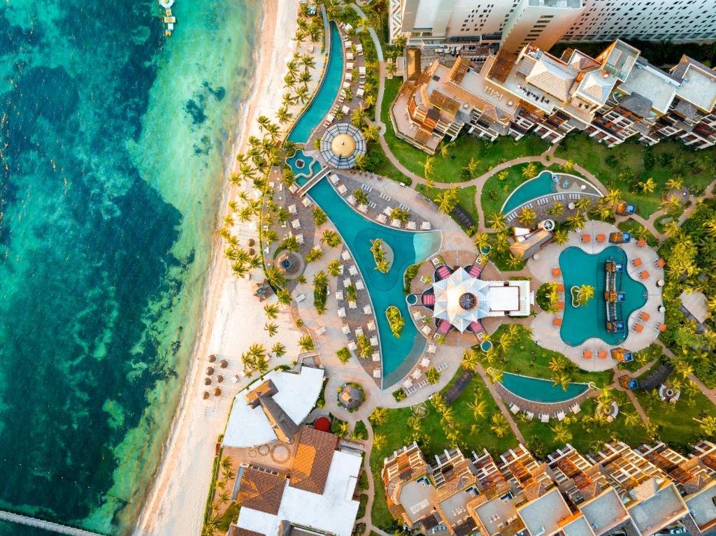 Villa Del Palmar Cancun Luxury Beach Resort & Spa resort