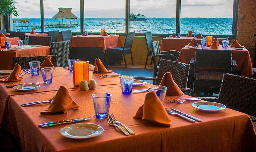 gourmet-dining-caprichos_2-w1144h640.webp