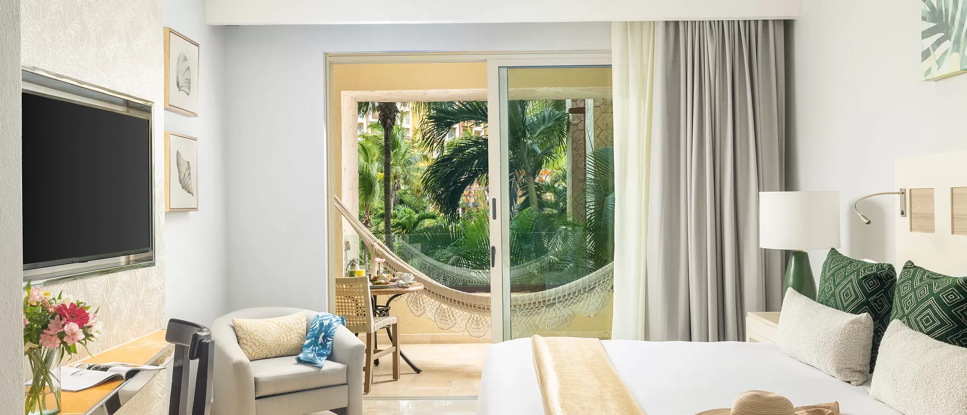 One Bedroom Garden View Family Suite