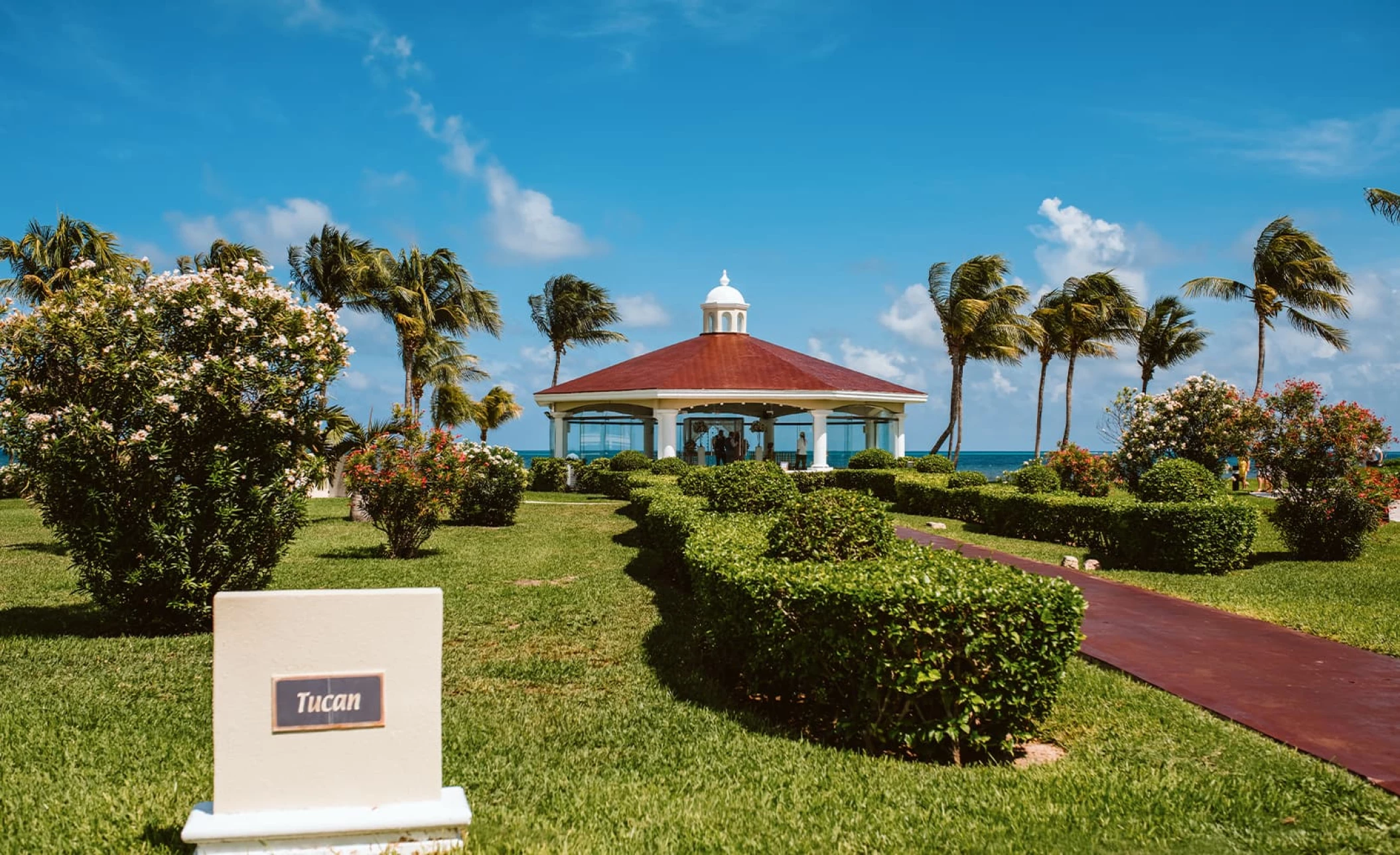 Tucan Gazebo