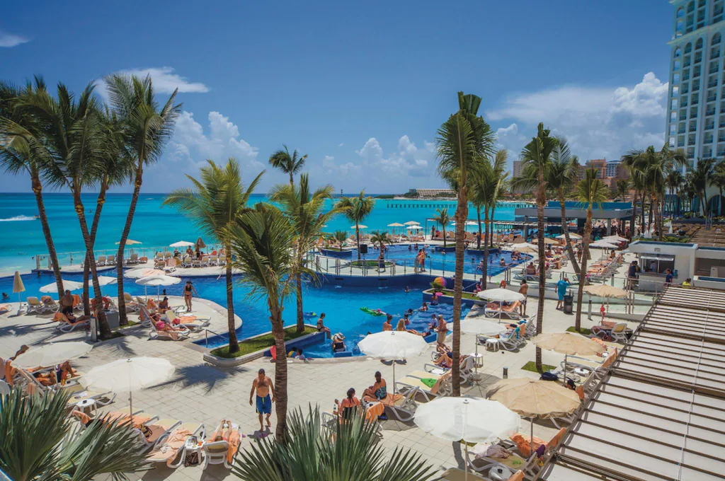 Riu Cancun resort