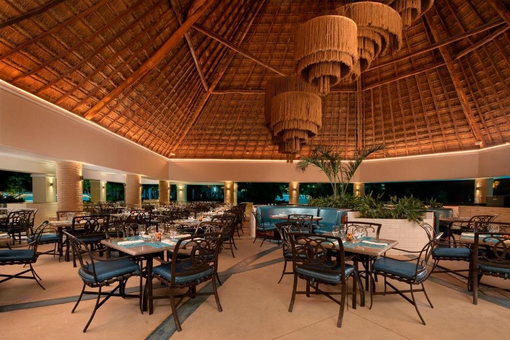Moon Palace Cancun resort