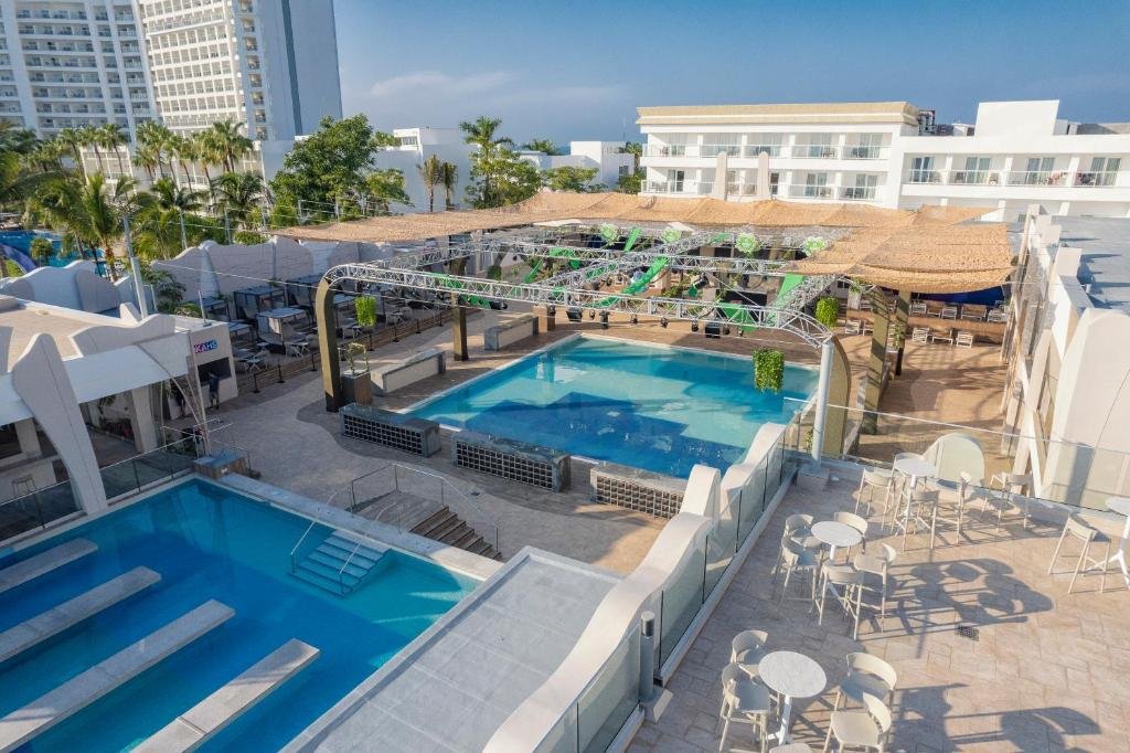 Riu Caribe resort