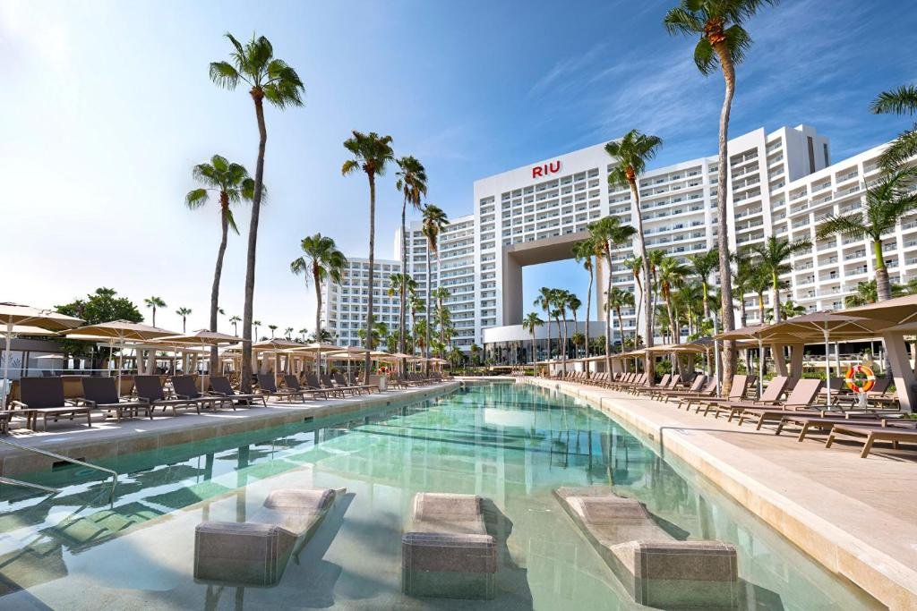Riu Palace Peninsula resort