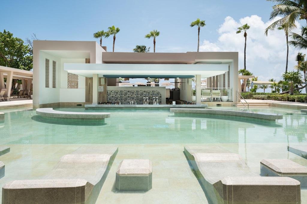 Riu Palace Peninsula resort