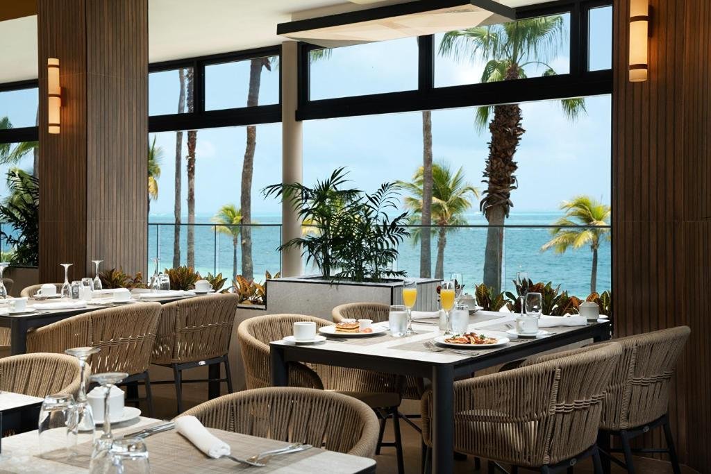 Riu Palace Peninsula resort