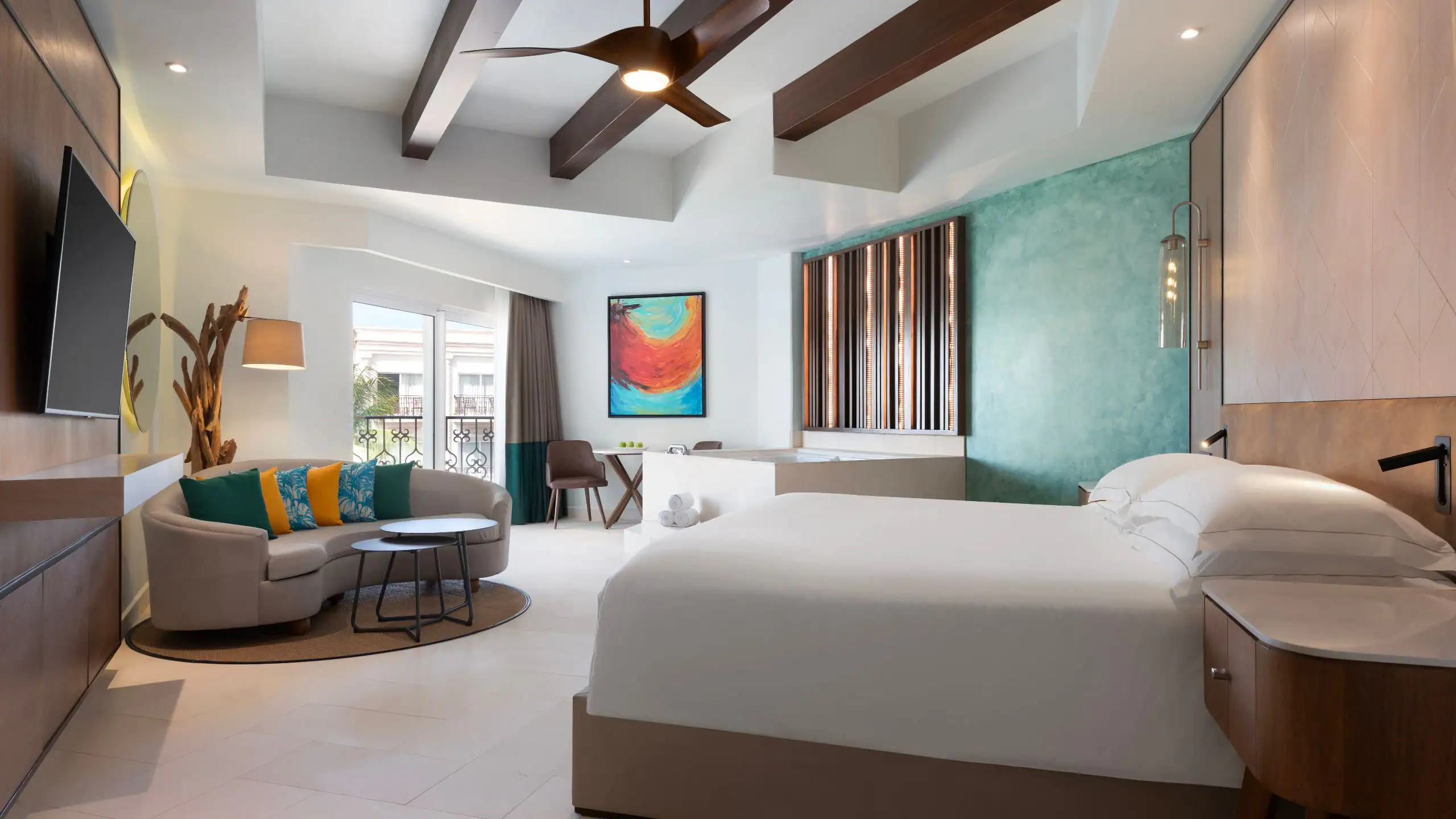 Junior Suite Ocean View King