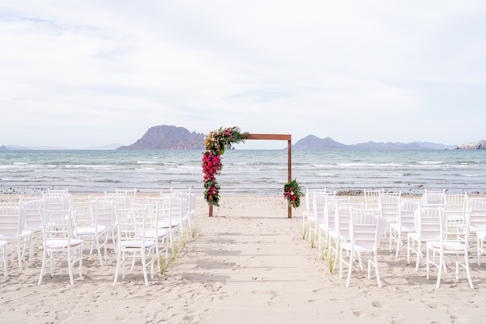 Beach wedding venue at Villa del Palmar Resort & Spa at the Islands of Loreto